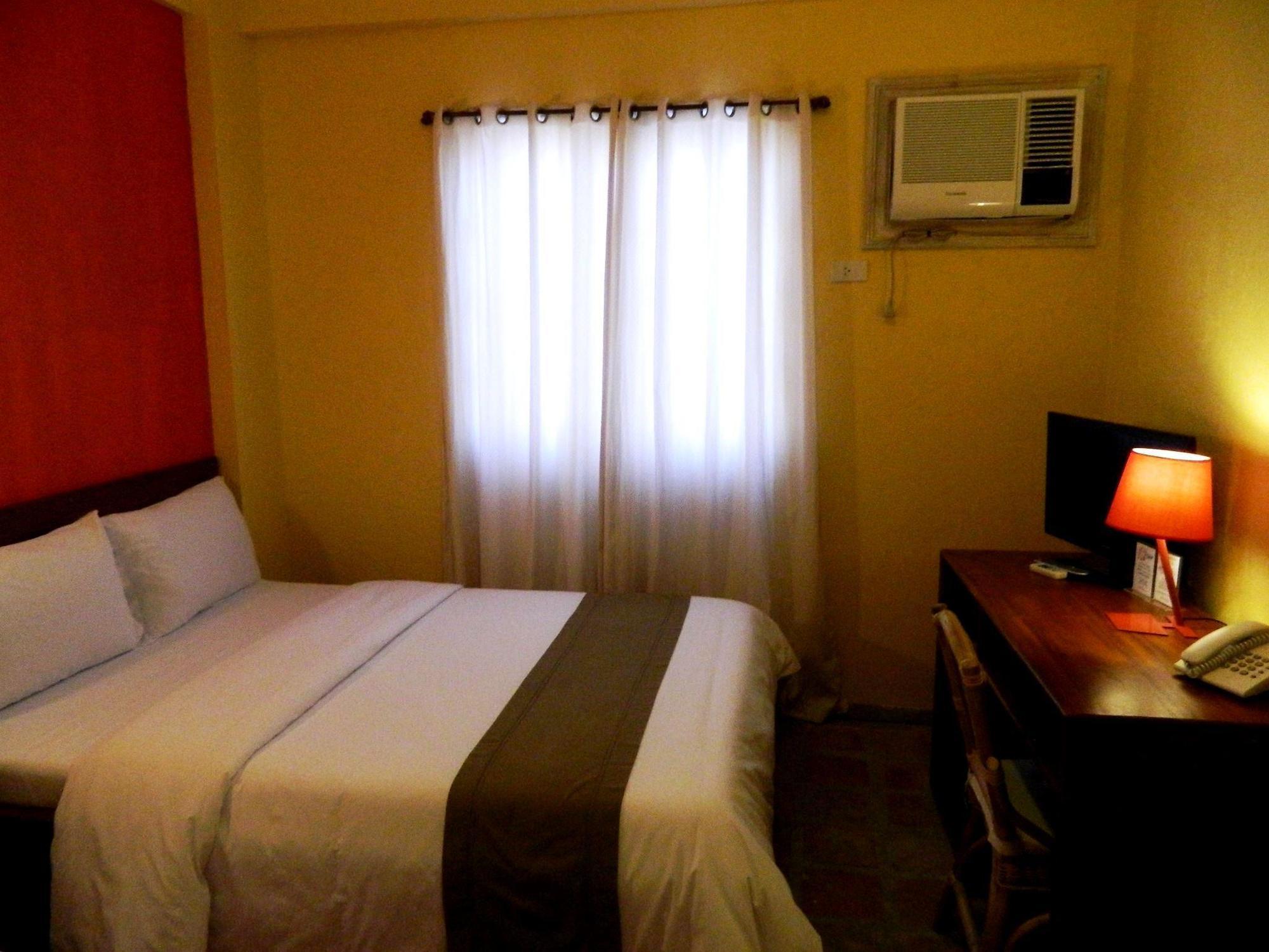 Sun Villa Beachfront Resort & Spa Balabag  Εξωτερικό φωτογραφία